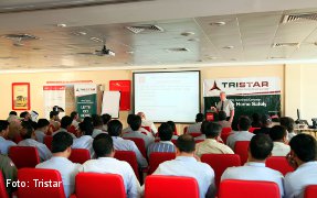 The public launch of the road-safety awareness campaign workshop was held on June 10 at the RTA Bus Depot in Al Aweer, where three groups of heavy-duty drivers and transport supervisors were given training on accident-free driving.