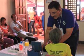 Dr. Angus, Photo: Manila Doctors Hospital.