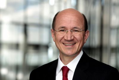 Prof. Dr. Christof E. Ehrhart, Executive Vice President of Corporate Communications and Responsibility bei der Deutschen Post DHL Group.
Photo: Deutsche Post DHL Group